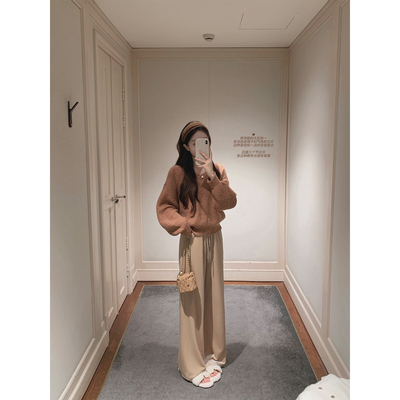 萌萌Ja软糯v领针织毛衣