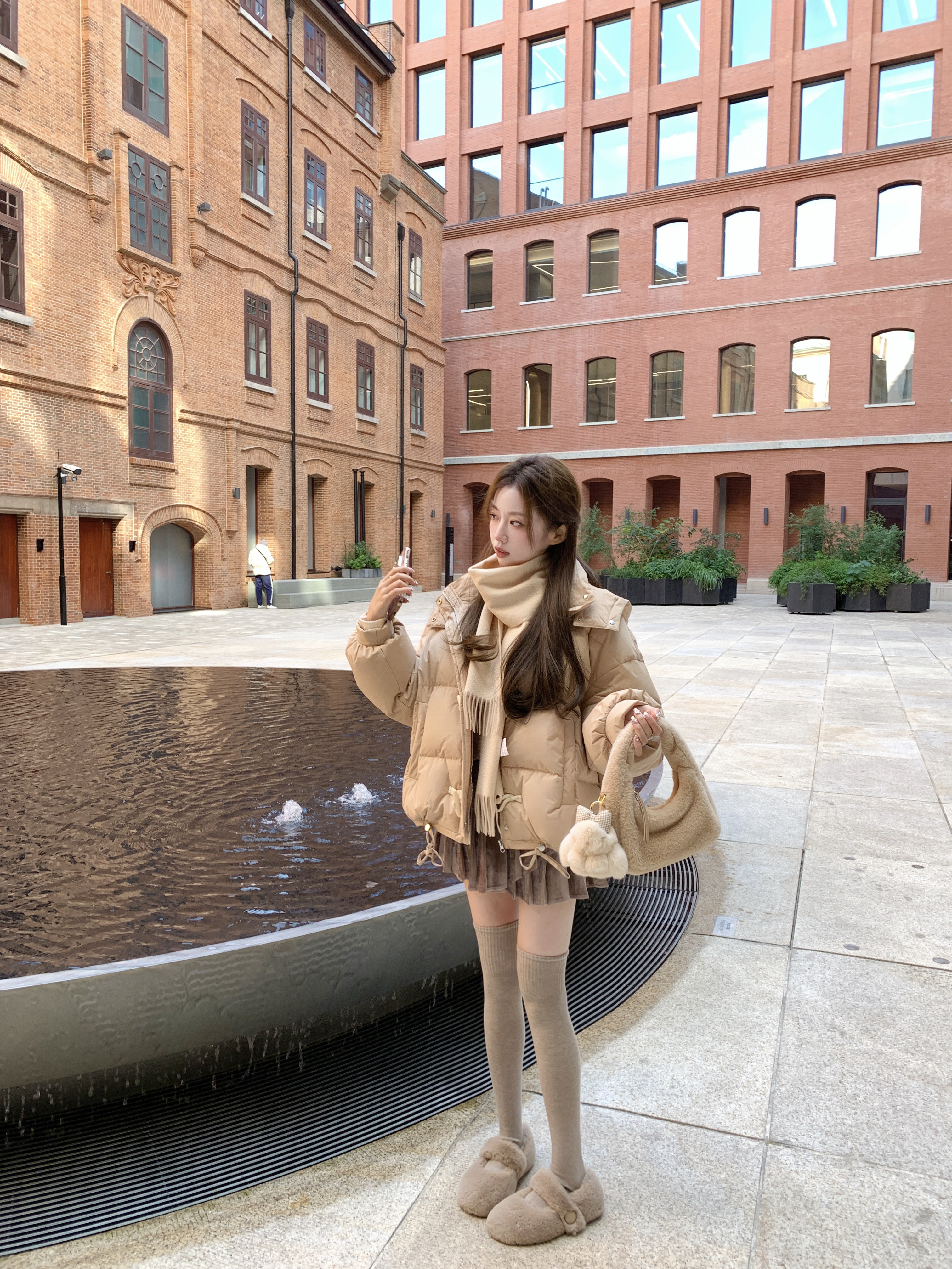 萌萌Ja外套连帽羽绒服加厚保暖女