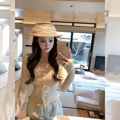 萌萌JaV领蕾丝边羊毛针织开衫