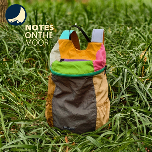 户外春夏季徒步旅游骑行超轻便登山拼色大容量双肩包防水背包男女