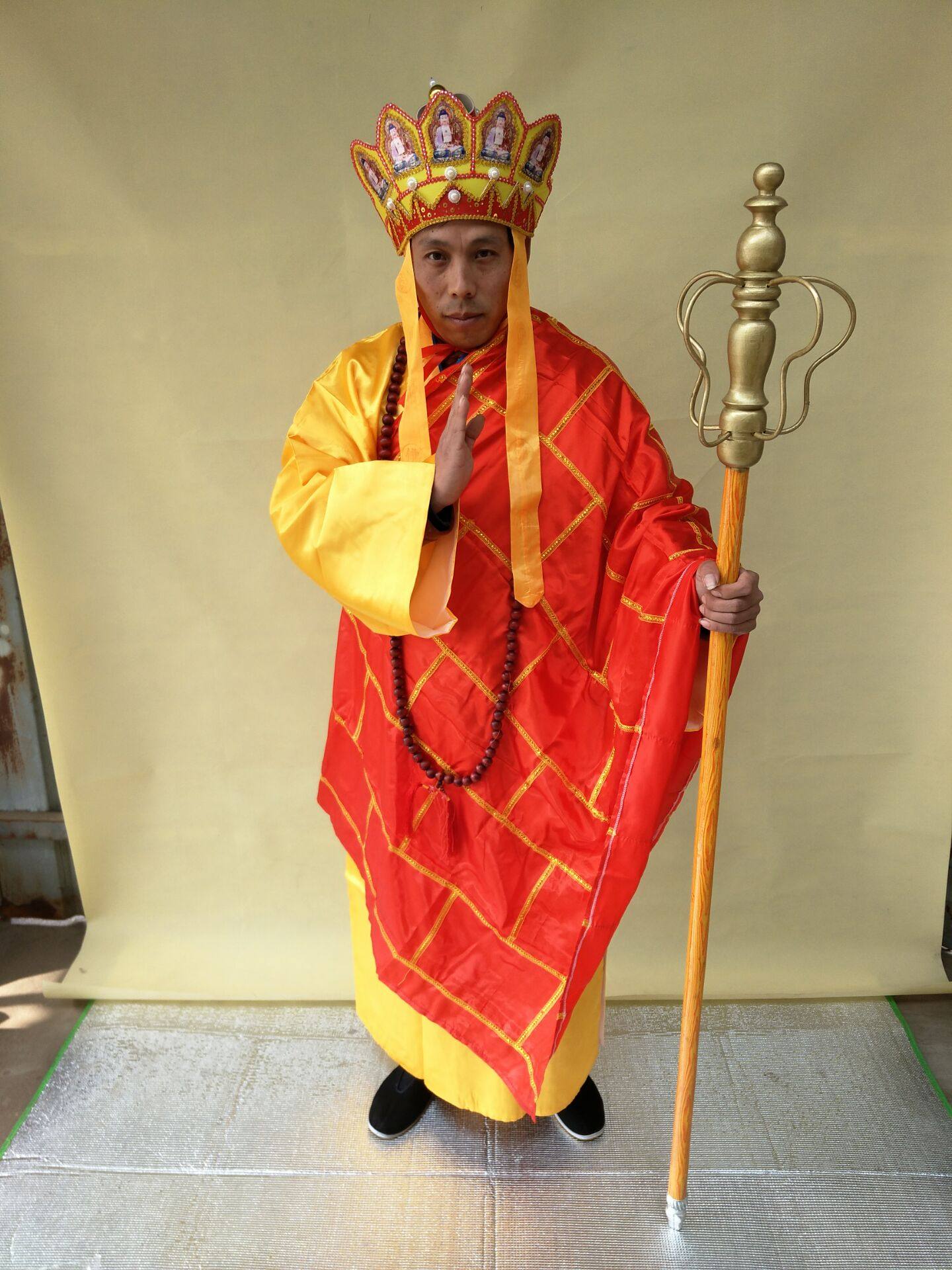 特价直销西游记唐僧服装 唐三藏帽子 唐三藏袈裟佛珠面具和禅杖