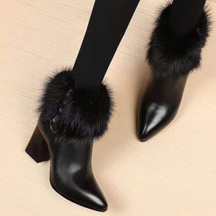 真兔毛加绒短靴女冬百搭中跟马丁靴女粗跟高跟棉鞋裸靴女大码4142