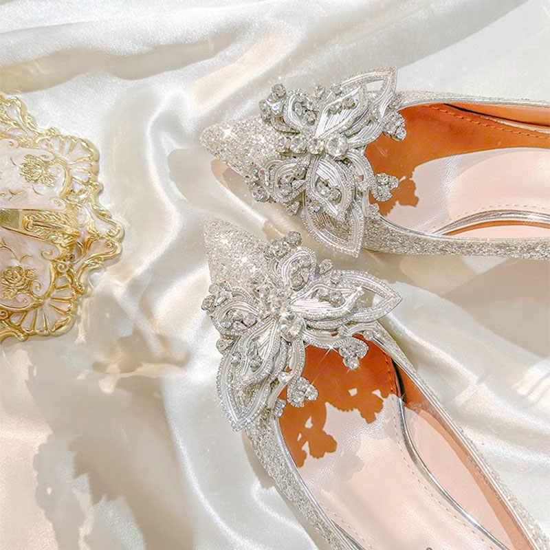 主婚纱秀禾粗跟婚鞋中跟水晶新娘鞋孕妇不累脚2025新款法式高跟鞋