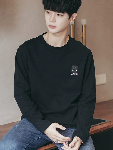 Мужской демисезонный белый лонгслив, приятная телу толстовка, короткий рукав, свободный крой