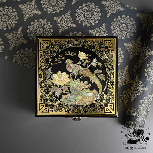 山西平遥推光漆器特产