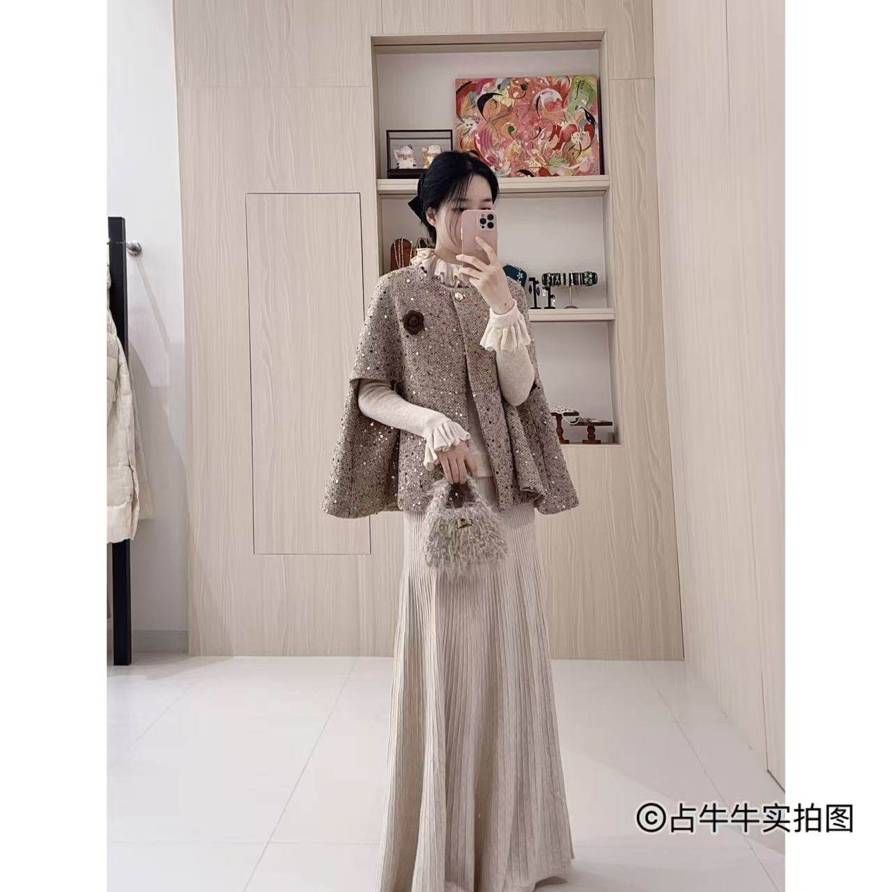 占牛牛I.NUNIU 小香风亮闪闪气质斗篷披肩外套连衣裙套装,女装/女士精品,时尚套装,淘宝优惠券,粉丝福利购,淘宝优惠卷