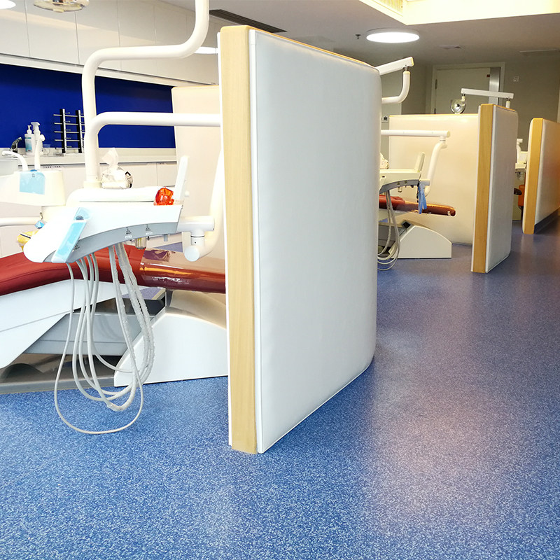 医用商用同质透心卷材地板革医院诊所宠物店工厂车间防滑耐磨地胶