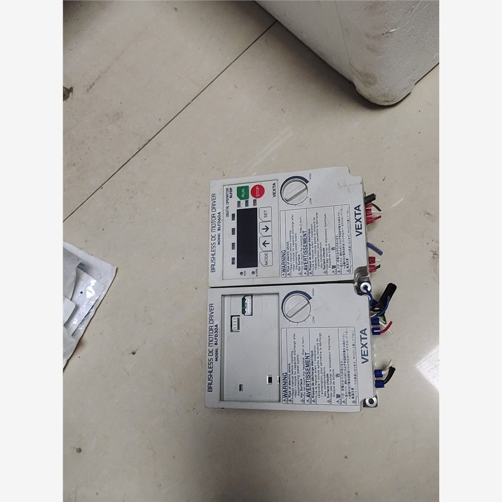 东方驱动器BLFD30A6两个