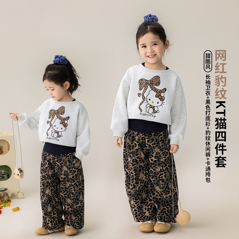 谢金毛女童春装儿童豹纹套装洋气2026新款T恤牛仔裤背心背包4件套