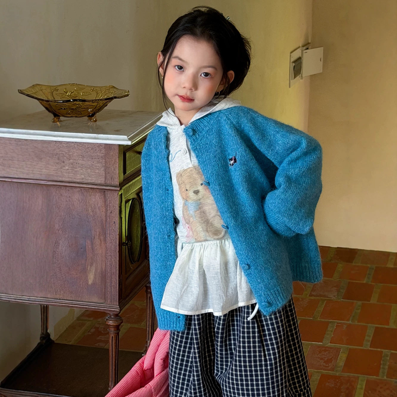 半柚毛衣2026秋季女童韩版纯色休闲毛线外套儿童圆领针织长袖开衫