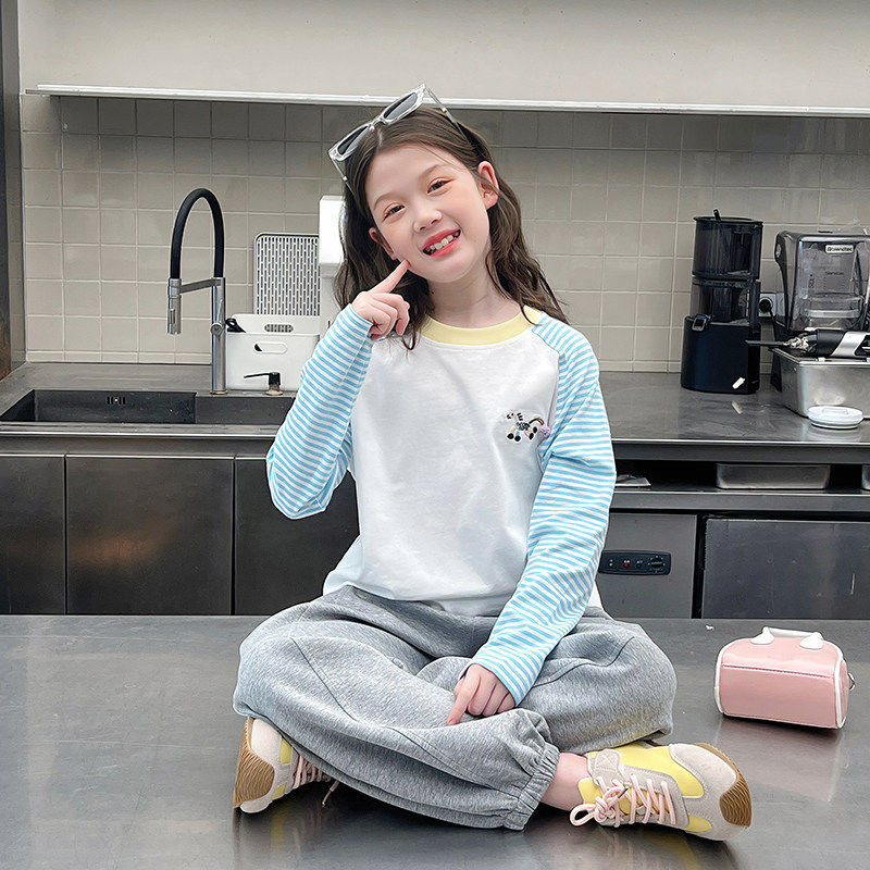 女童条纹拼接白t恤儿童洋气长袖上衣大童内搭打底2026春秋装新款