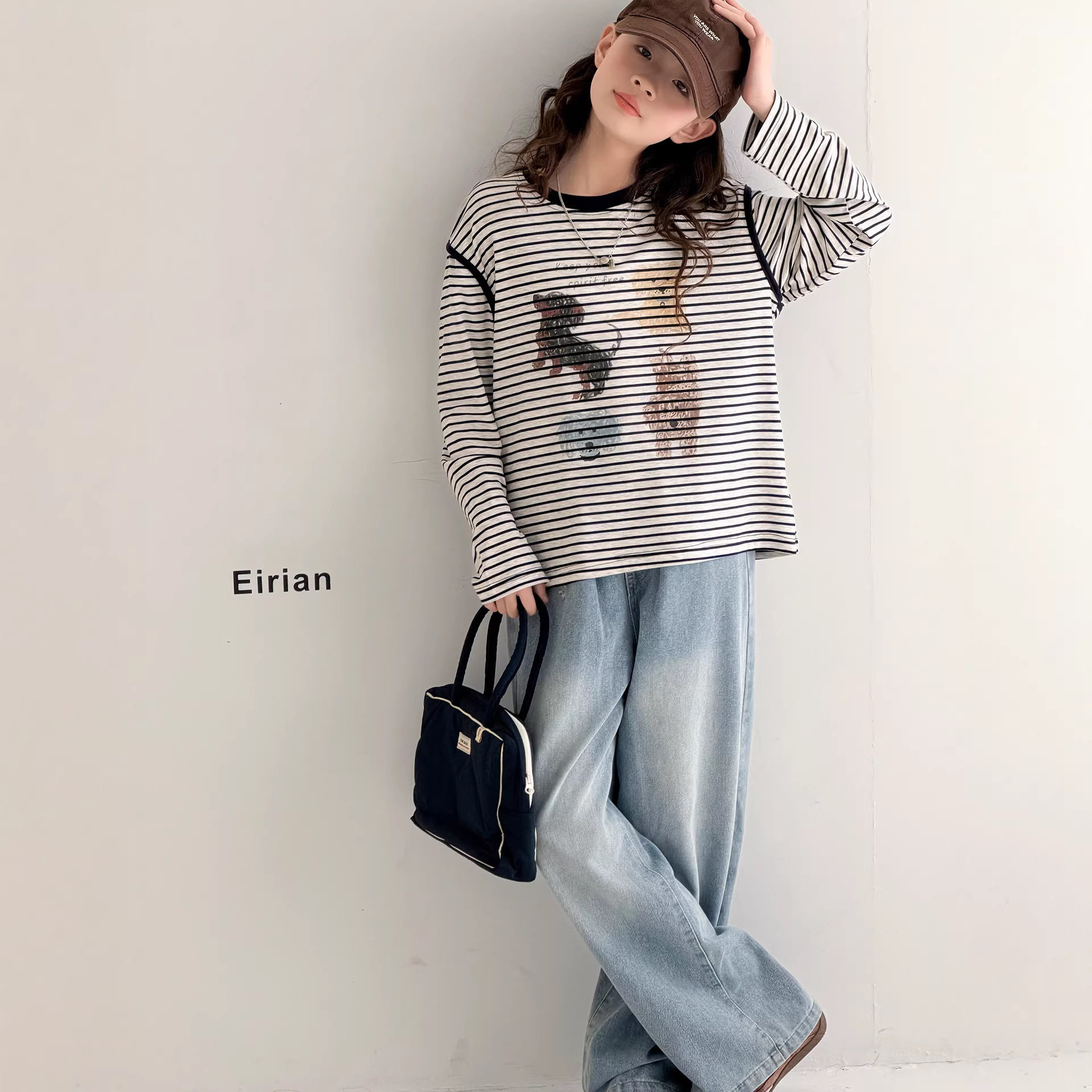 美式复古咖色条纹长袖t恤26新款女童春秋新款印花慵懒风宽松上衣