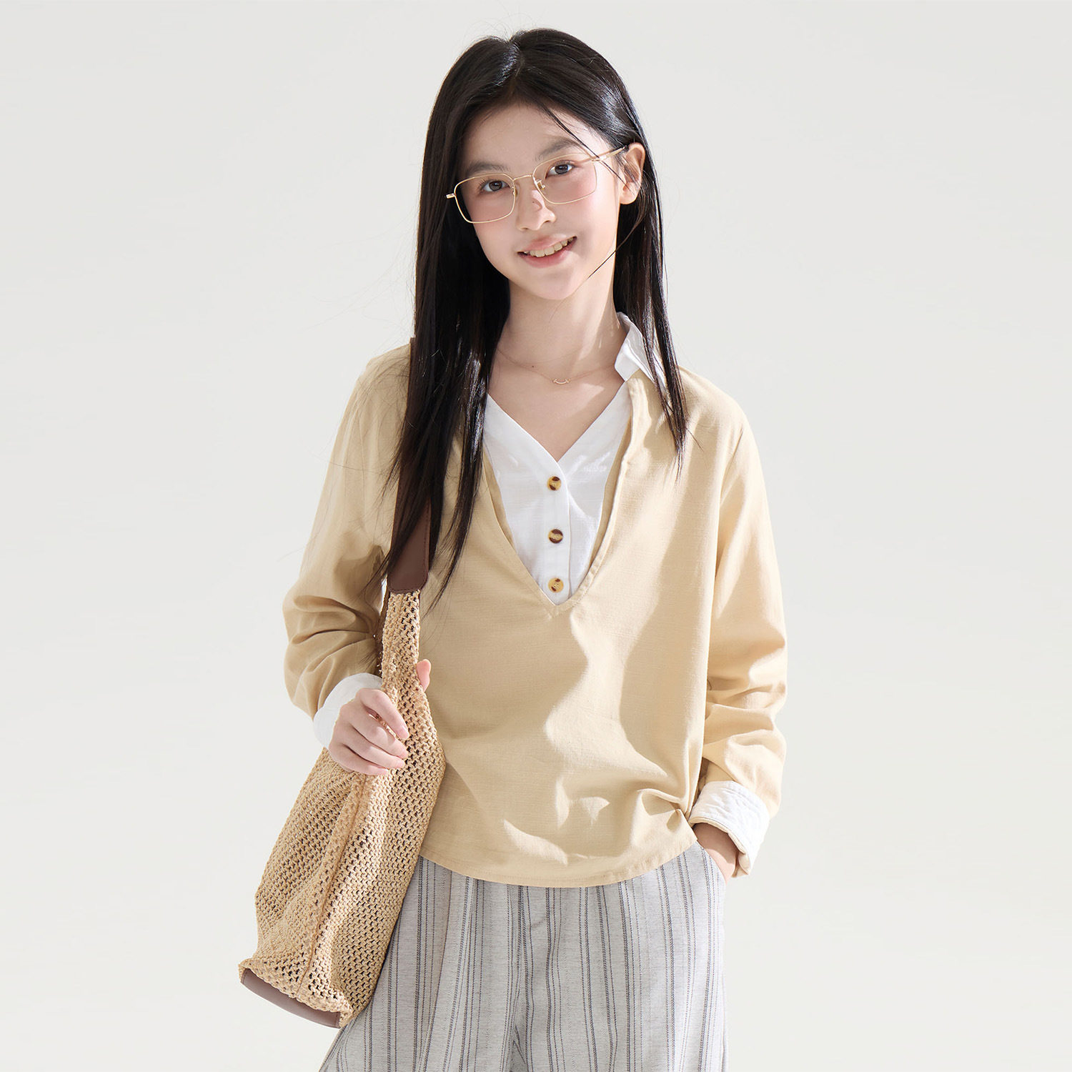 女童老钱风v领衬衣假两件2026秋装新款儿童细条纹设计感潮流衬衫