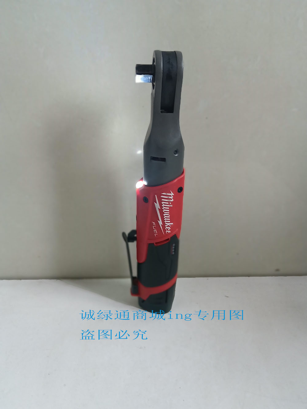 米沃奇12V无刷新款1/2头冲击扳手