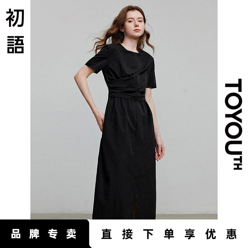 初语小众设计感收腰显瘦黑色连衣裙女2025夏季新款短袖裙子小黑裙