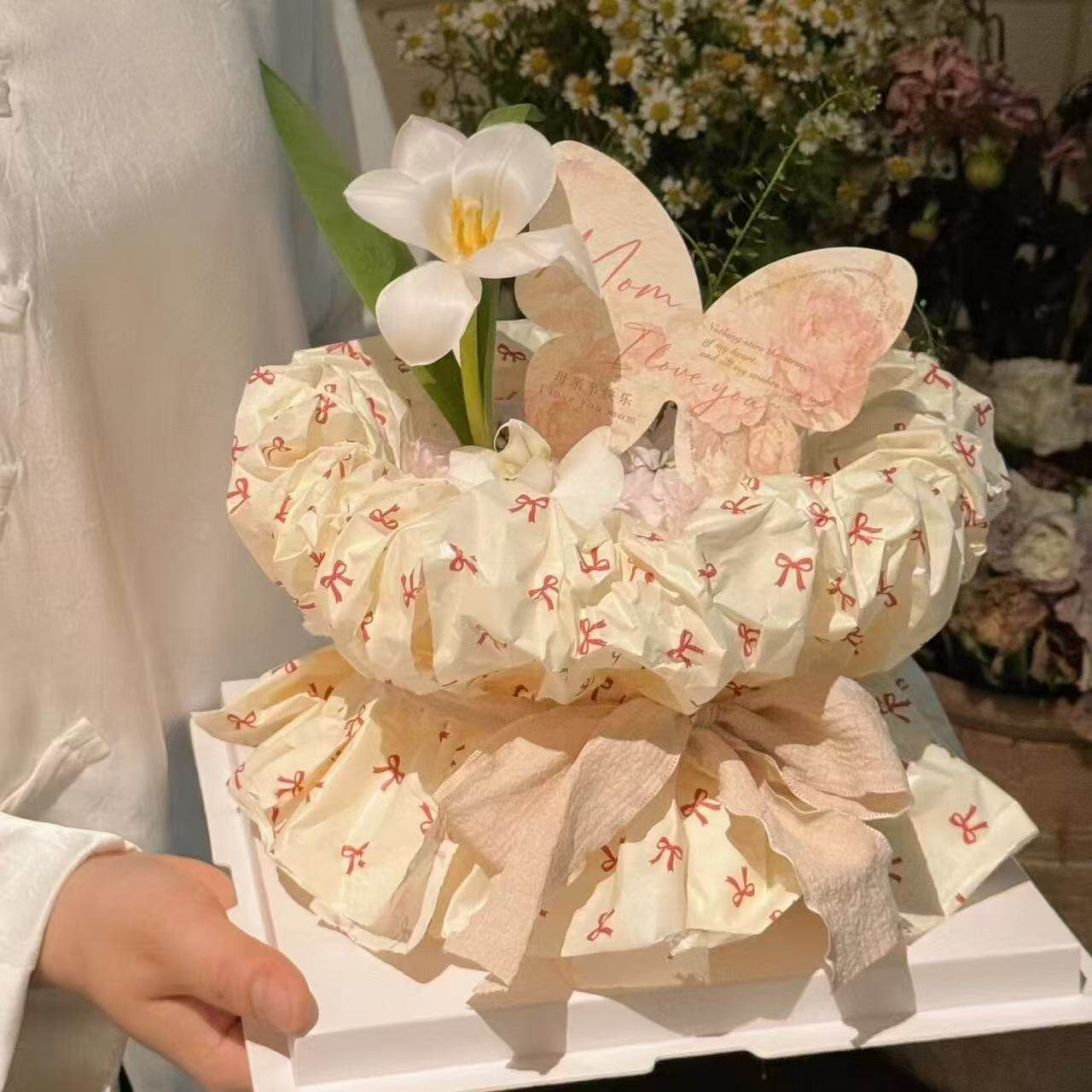 2026母亲节蝴蝶结雪梨纸蛋糕装饰仿真花束蝴蝶卡片妈妈节日插件