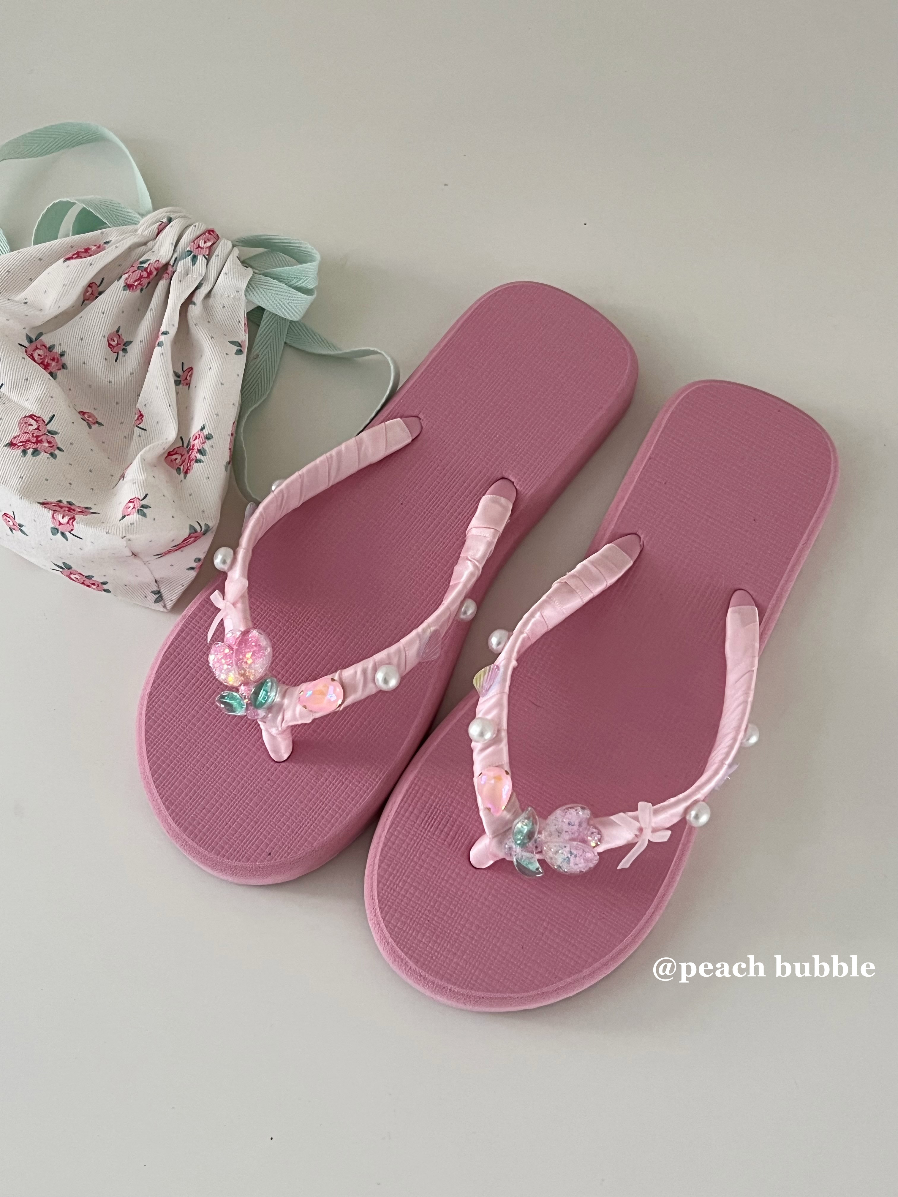 甜桃泡泡珍珠花朵粉红色人字拖