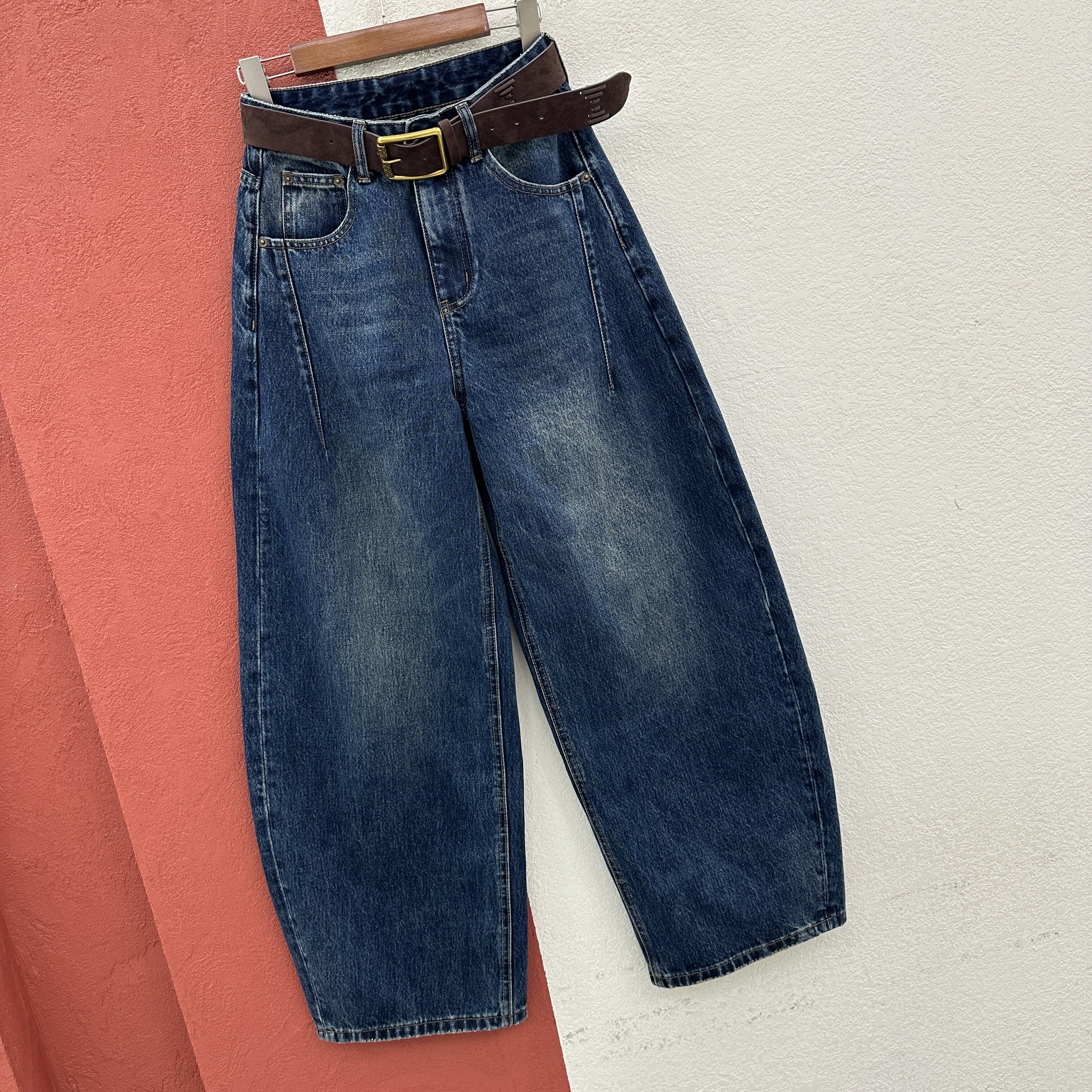 2026秋款JEANS金蚂蚁26705牛仔裤女高腰刺绣花线弯刀裤宽松香蕉裤