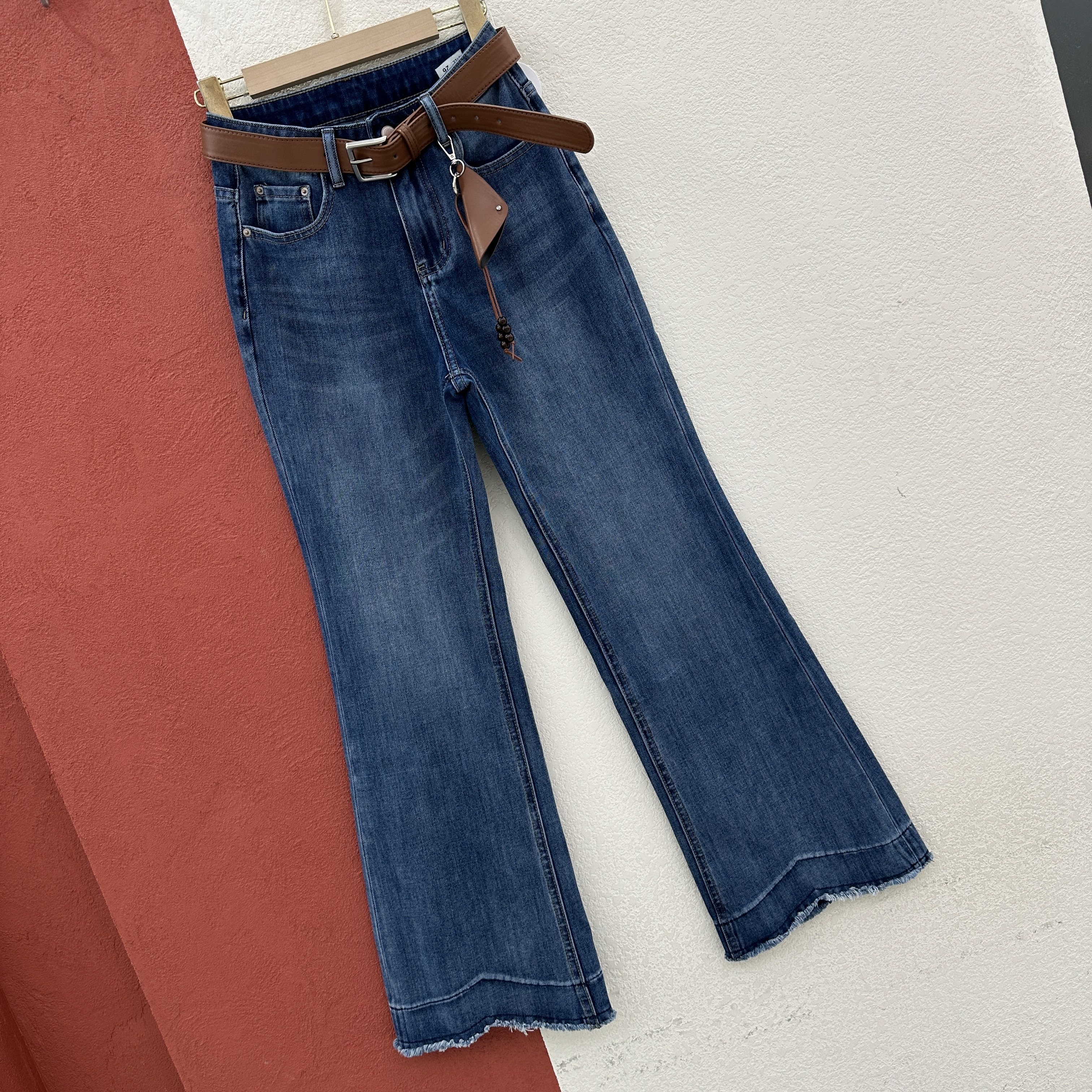 春款JEANS倩小妞19401牛仔裤女高腰显瘦微喇裤修身弹力喇叭裤长裤