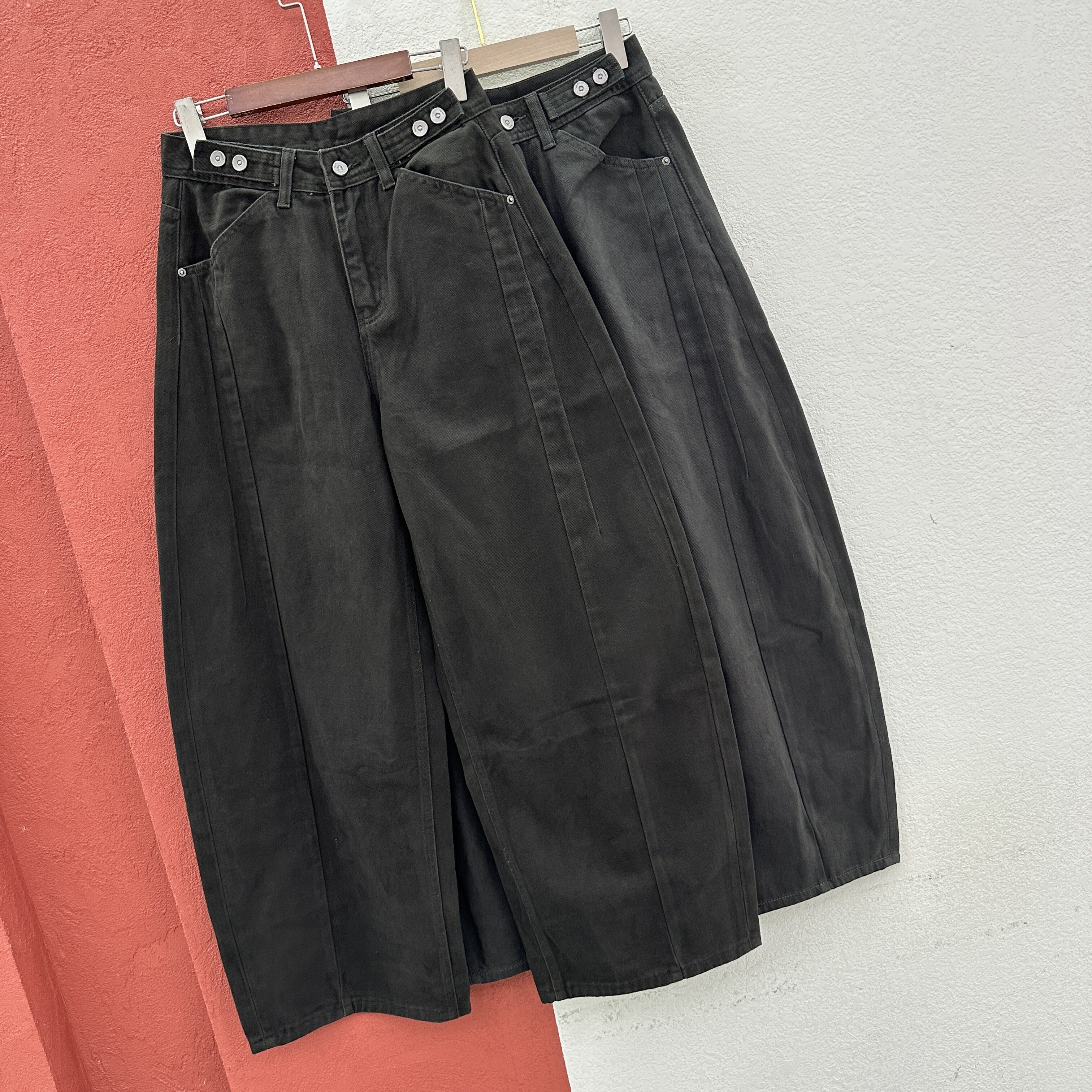 2026秋款JEANS金蚂蚁26697牛仔裤女高腰压线弯刀裤铆钉纽扣拖地裤