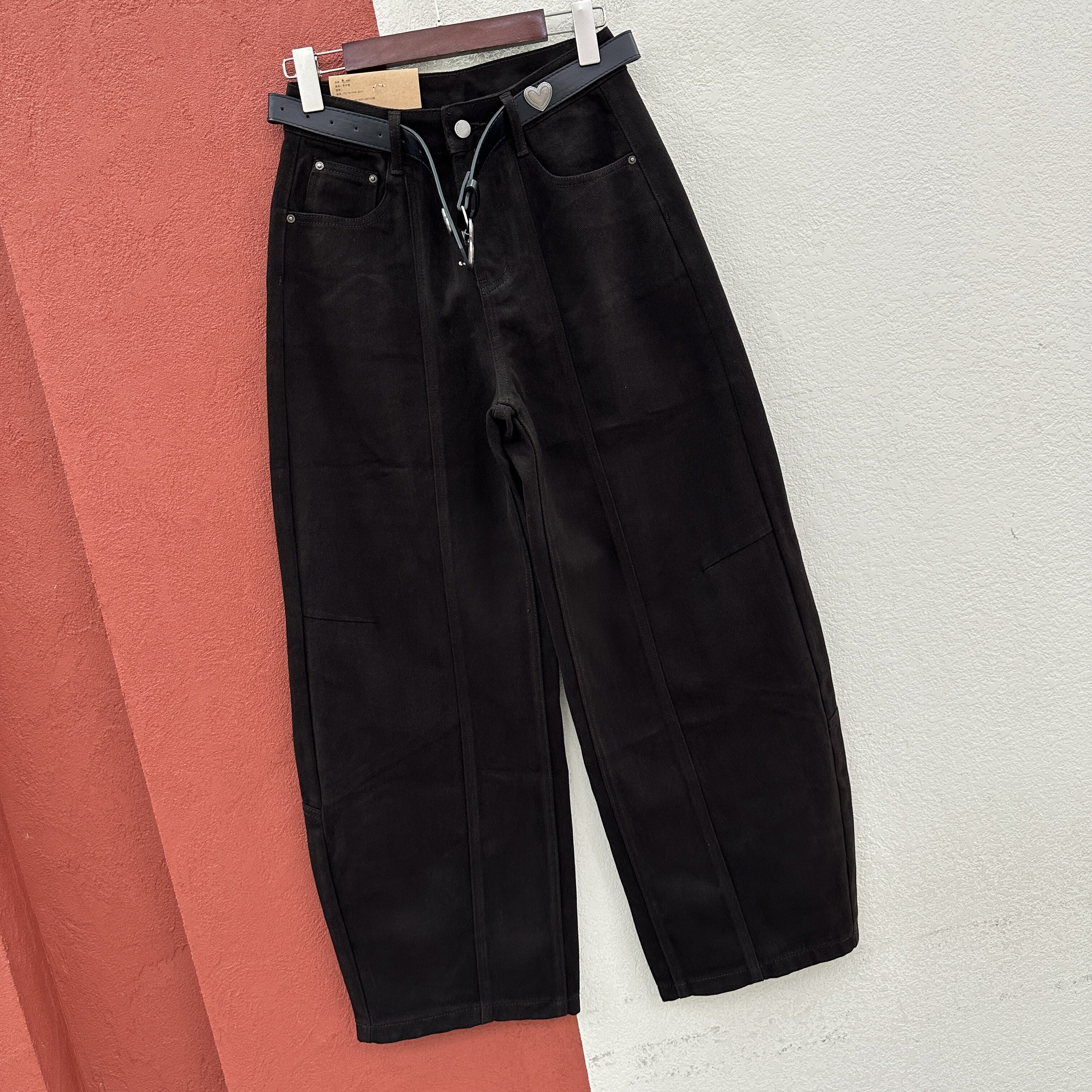2026秋款JEANS红提子19095牛仔裤女黑巧色高腰垂感弯刀裤拖地裤