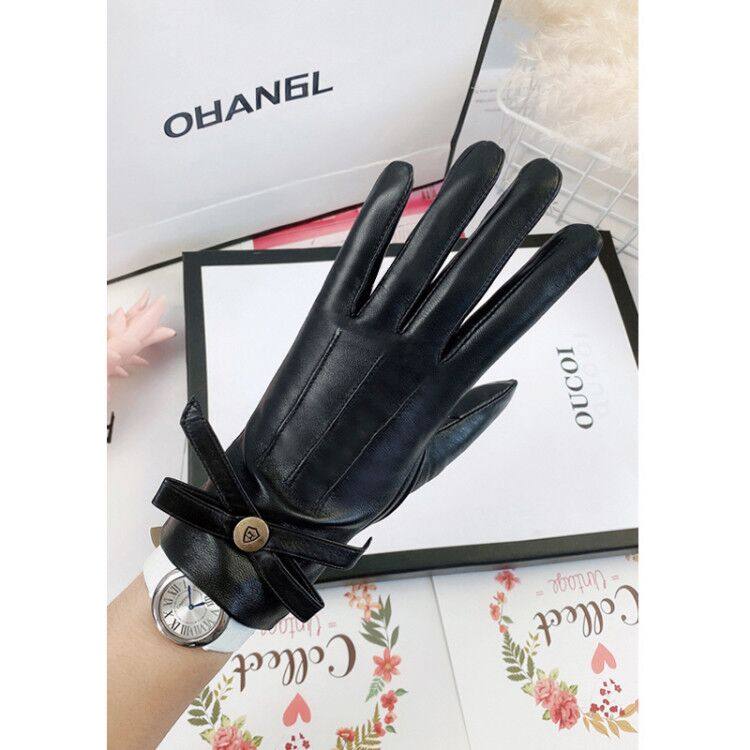 羊皮手套女冬天韩版可爱加绒加厚防寒保暖骑开车短款机车触屏真皮