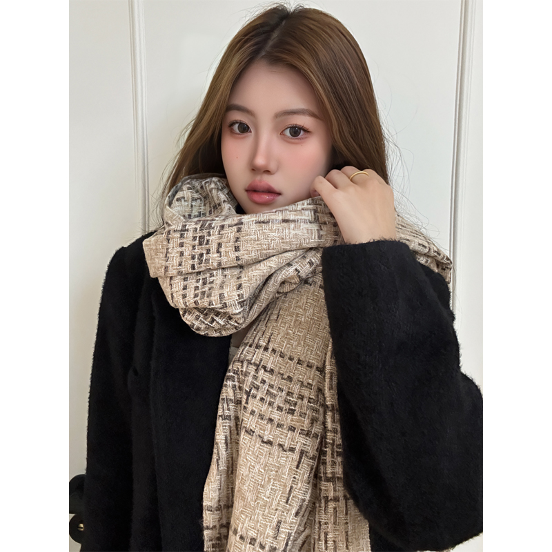 围巾女秋冬季2024新款格子韩系加厚英伦风披肩高级感氛围保暖围脖