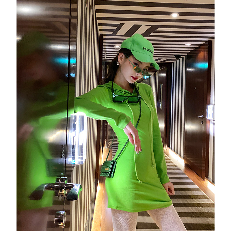CAN秋冬新款 时尚连帽连衣裙女修身帅气出街短裙子百搭显瘦