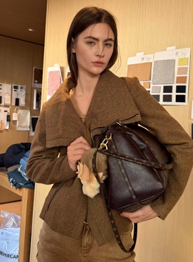 SSAVAGE女装2026新款斯文顿立裁大翻领修身短款羊毛呢夹克外套