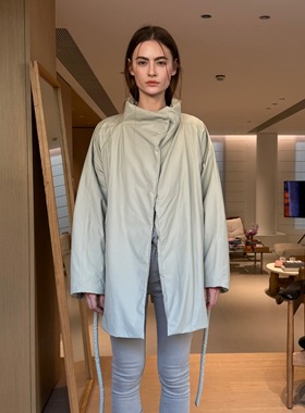 SSAVAGE女装2026新款朗伊尔城鹅绒服羽绒服立裁系带外套