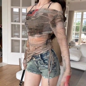 美式 复古涂鸦一字肩网纱上衣女春秋修身 不规则抽绳长袖 大码 打底衫