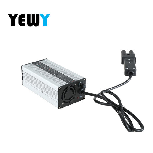定制60V5A三元锂铅酸猛锂电池充电器三元聚合物充电器67.2V5A360W