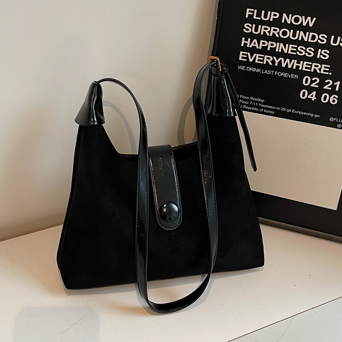 小众大容量斜挎大包上班通勤包