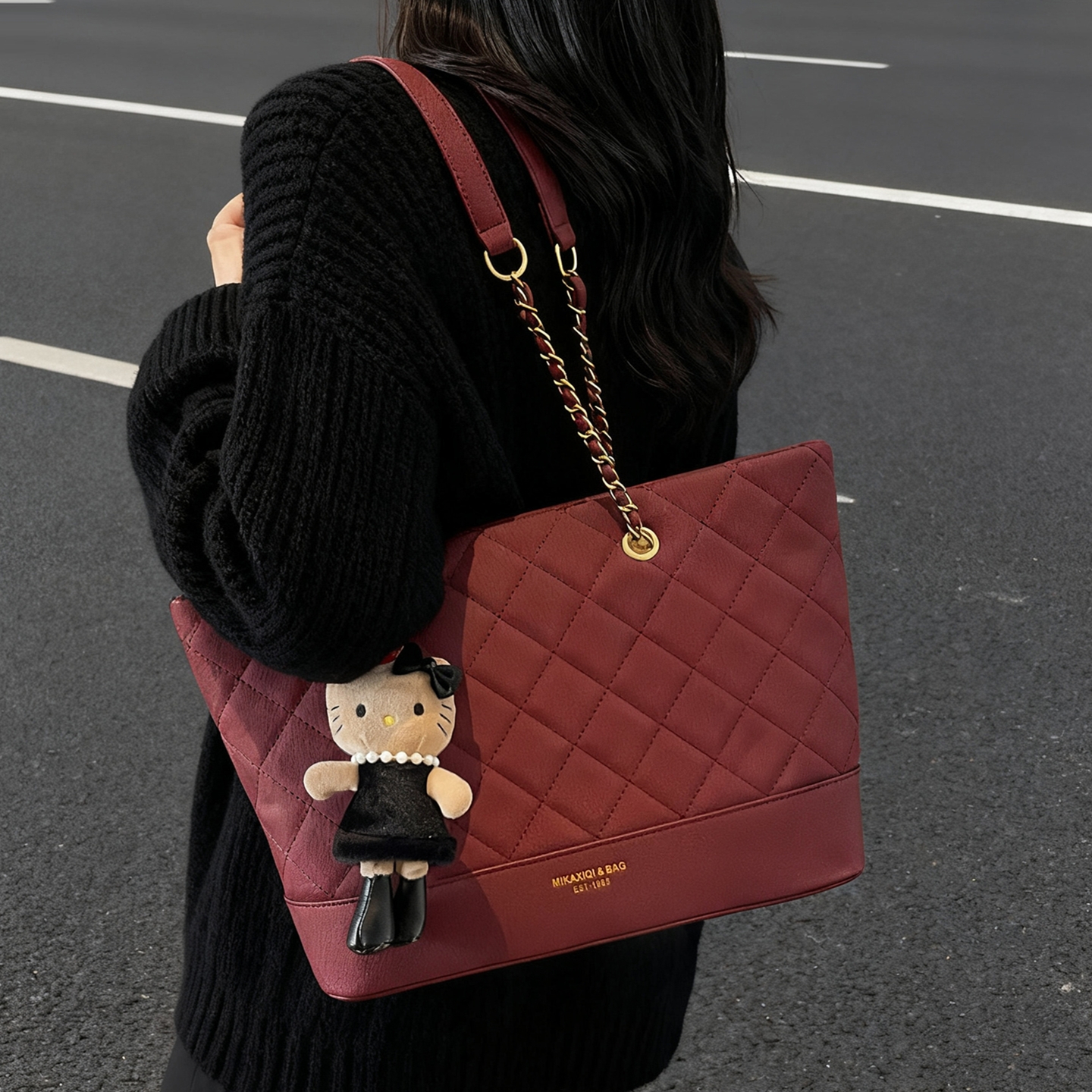 高级感大容量红色菱格链条包