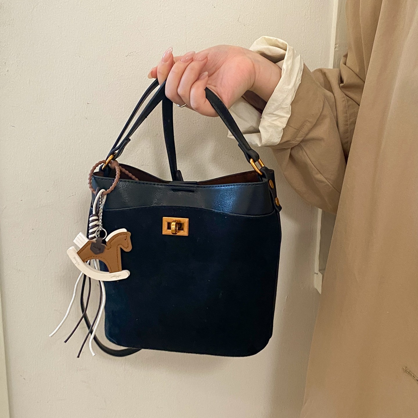 【有拉链夹层】高级感小包包手机包2026新款百搭斜挎包复古水桶包,箱包皮具/热销女包/男包,手机包,淘宝优惠券,粉丝福利购,淘宝优惠卷