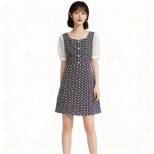 RM系列 显瘦简约风YL940 淑女方领碎花拼接吊带连衣裙修身