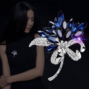 包邮 韩版 别针 时尚 生日礼物 名媛气质优雅蓝水晶胸针女胸花韩国时尚