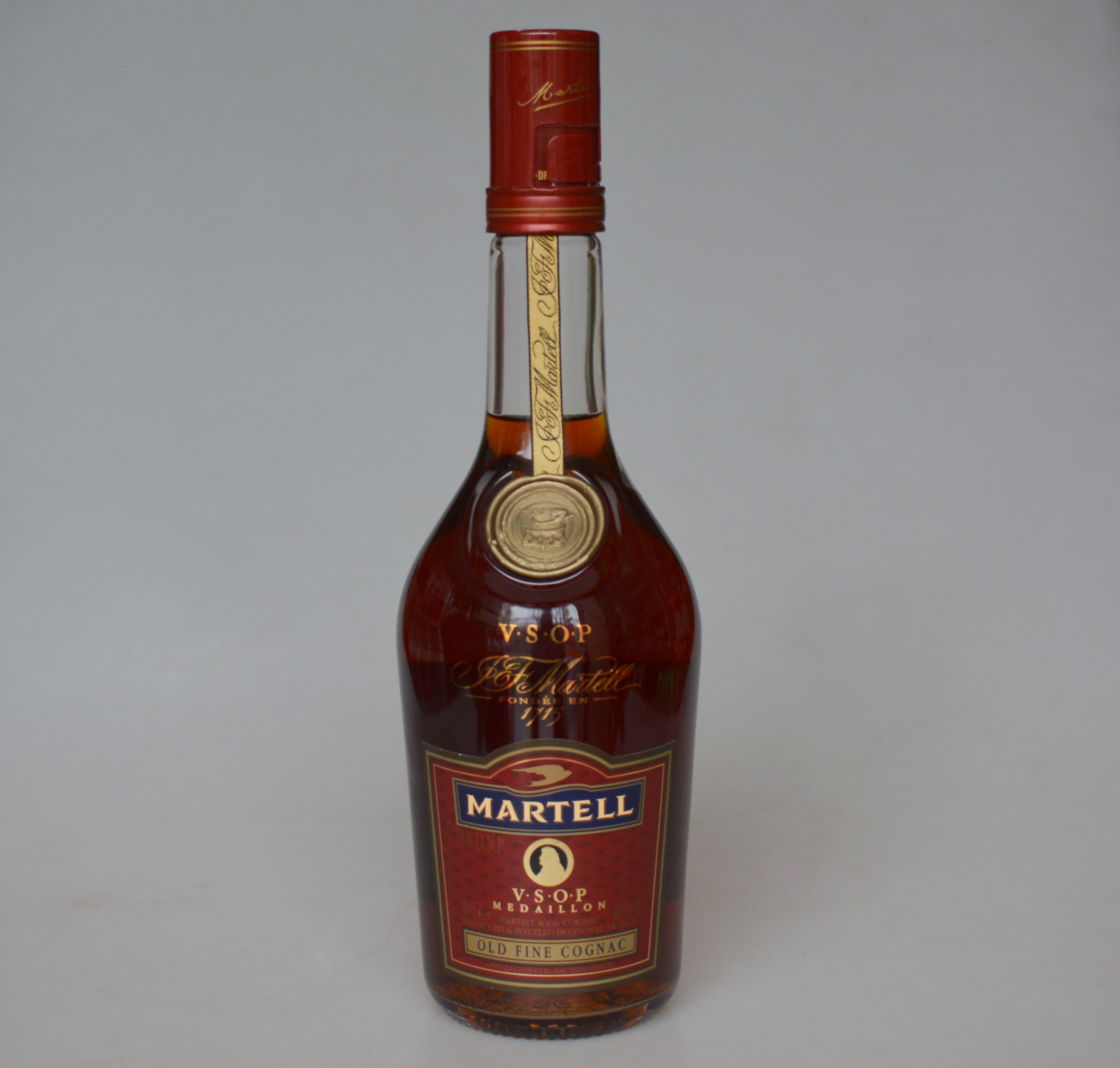 老洋酒收藏2003年金牌马爹利vsop干邑白兰地700ml旧版40度 无盒