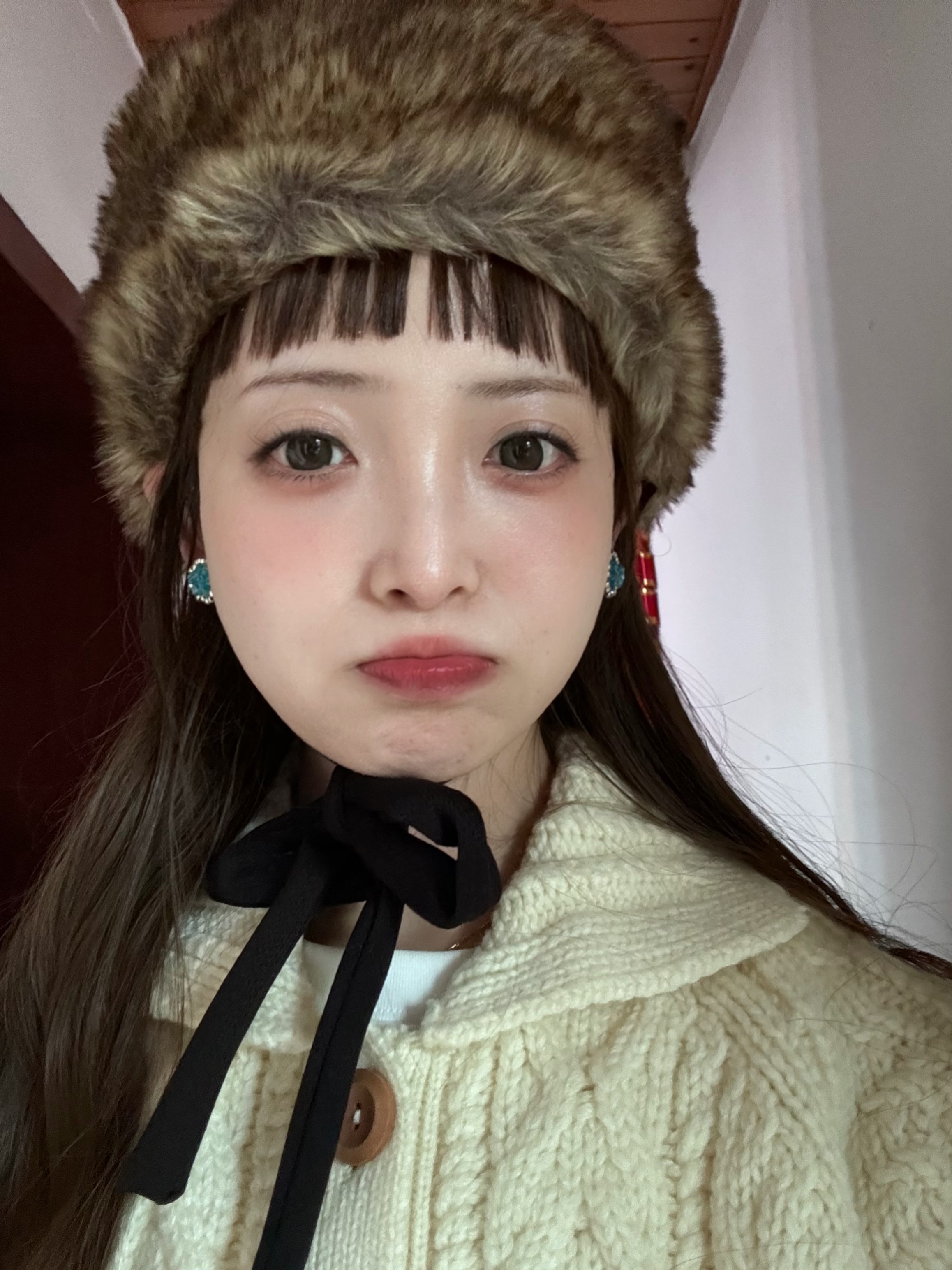 秋冬款 毛绒 保暖帽  日系 飘带   盆帽  雪天帽  小众 设计感