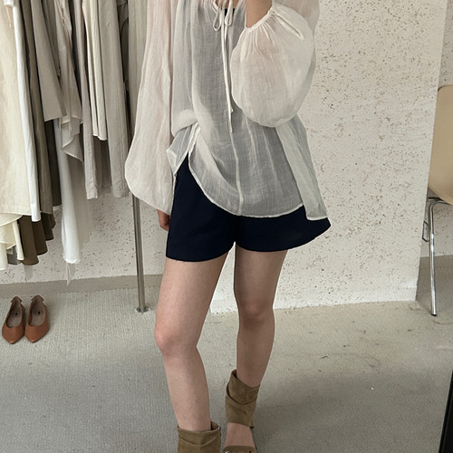 Hand made-26夏上新法式慵懒抽绳系带宽松灯笼袖透视小衫655402
