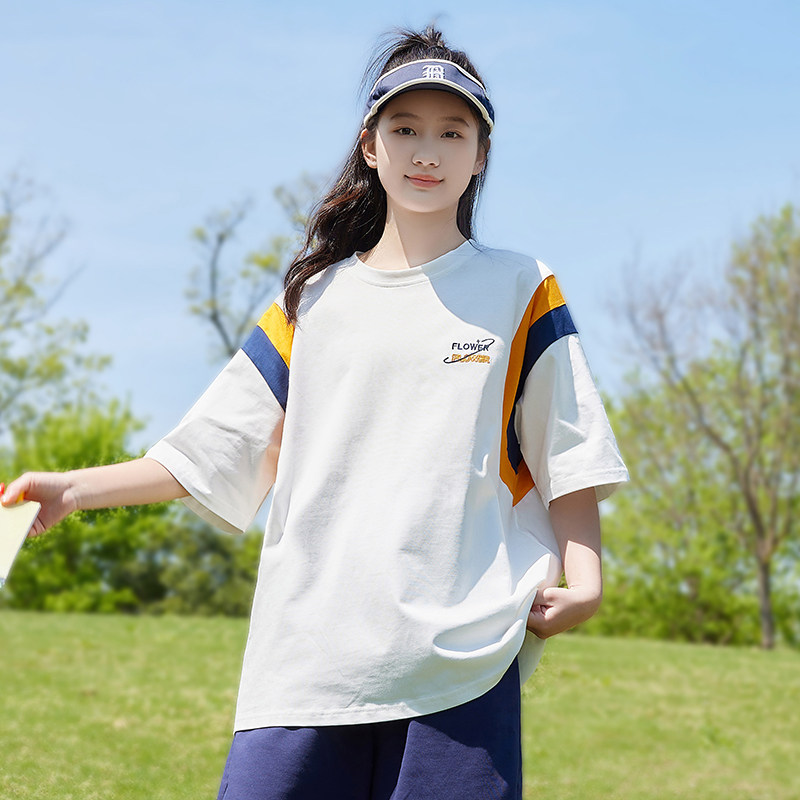 休闲宽松大T恤青少女初中生夏装新14岁圆领绣花短袖上衣高中学生