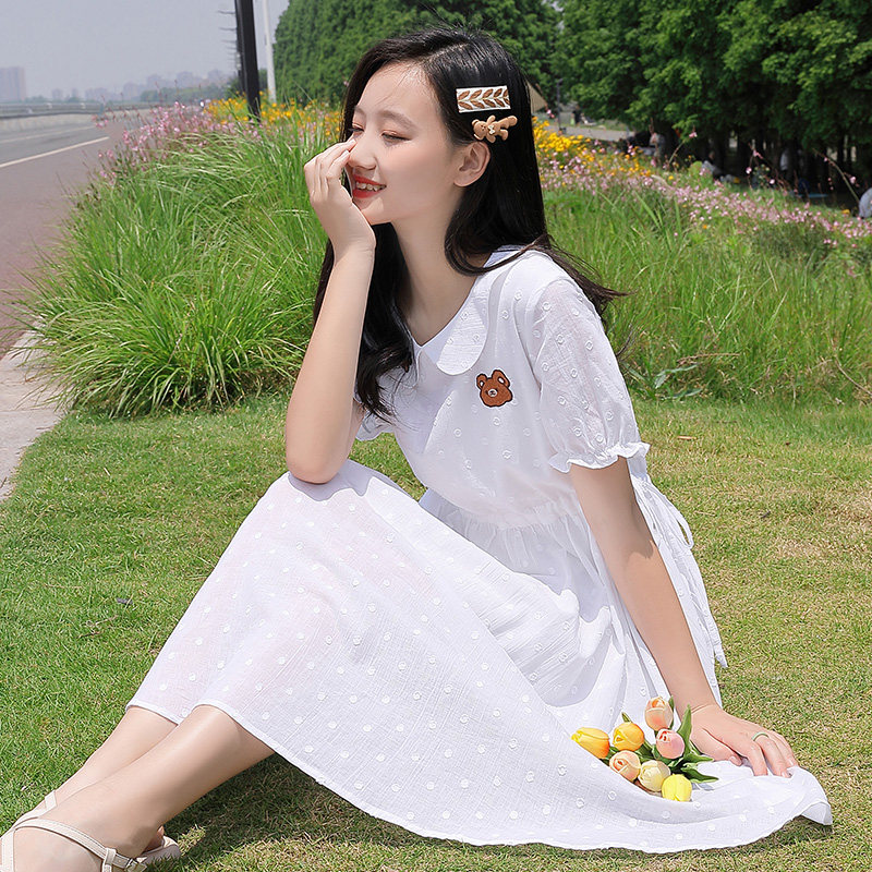 少女娃娃领连衣裙初中生夏装2022新品可爱甜美森系绣花公主裙夏季