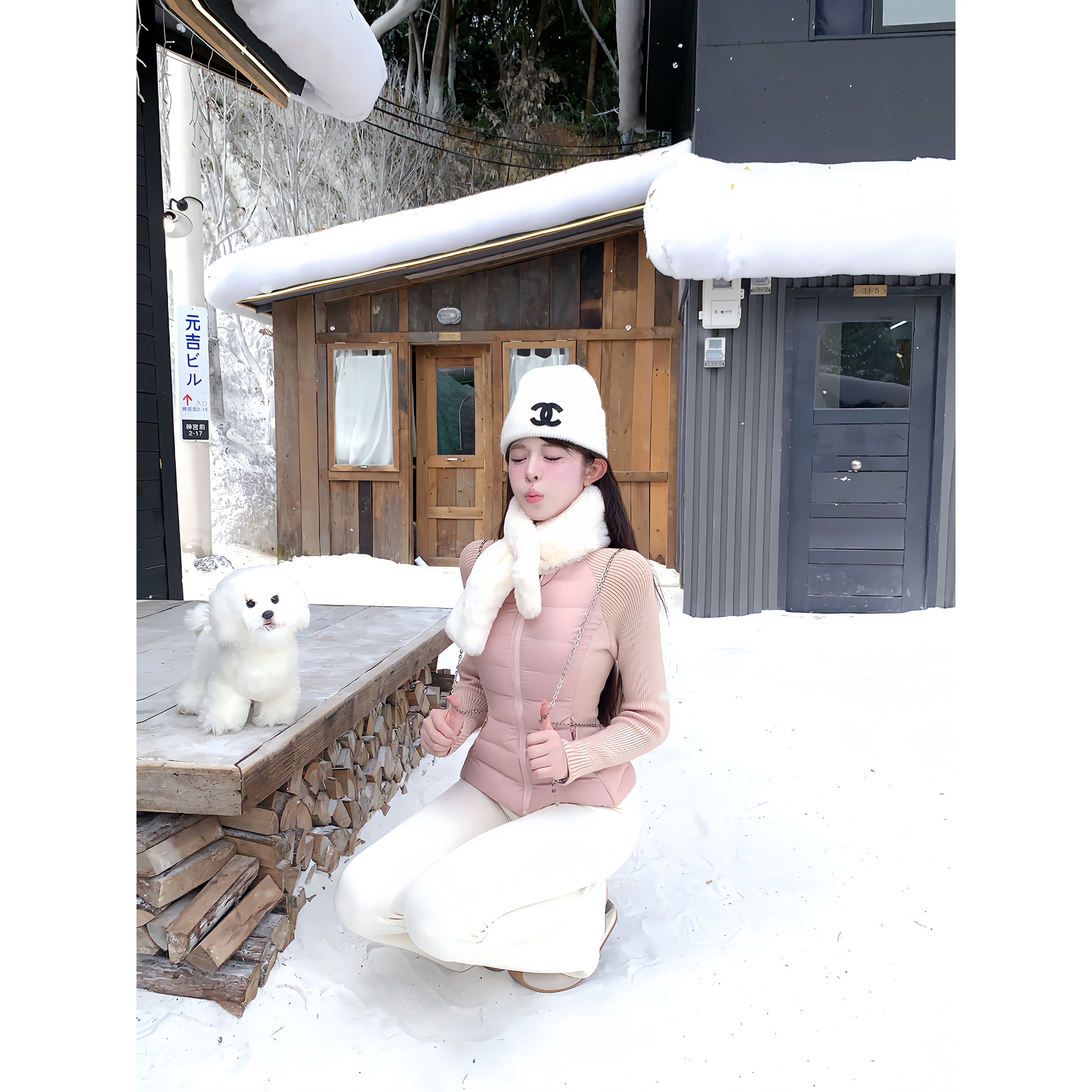 项天鹅er 短款羽绒服女2025冬季新款针织拼接收腰上衣轻薄外套