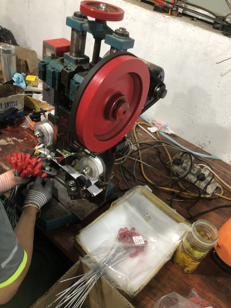 定制铅封施封锁扣打码机钢丝封条自动打码机烫印编码机铅封打字机,基础建材,缎带/扎带,淘宝优惠券,粉丝福利购,淘宝优惠卷