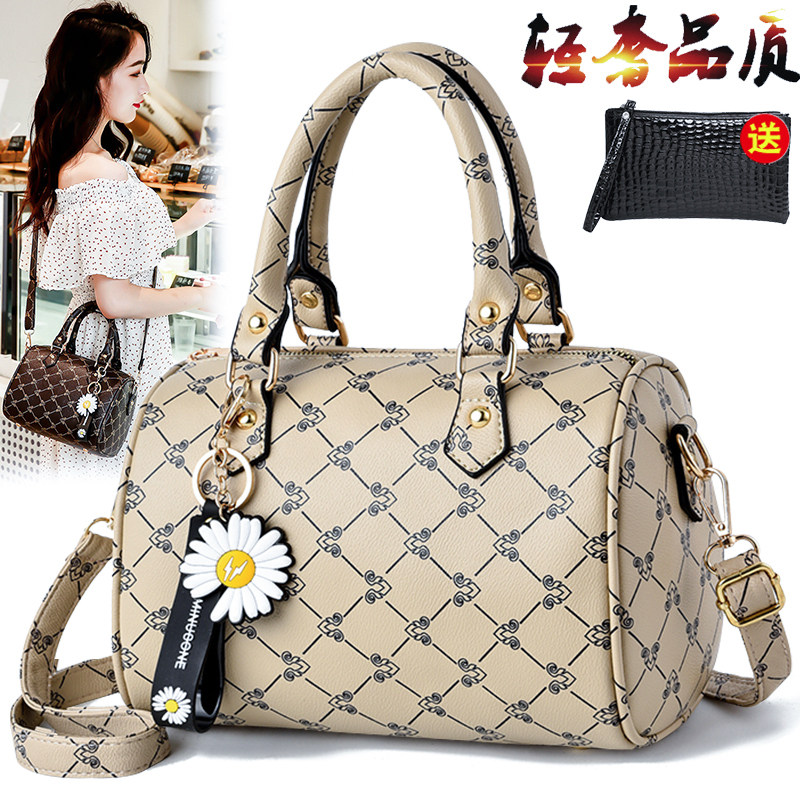 女包新款2021春夏时尚潮波士顿包印花枕头包百搭单肩大气手提包