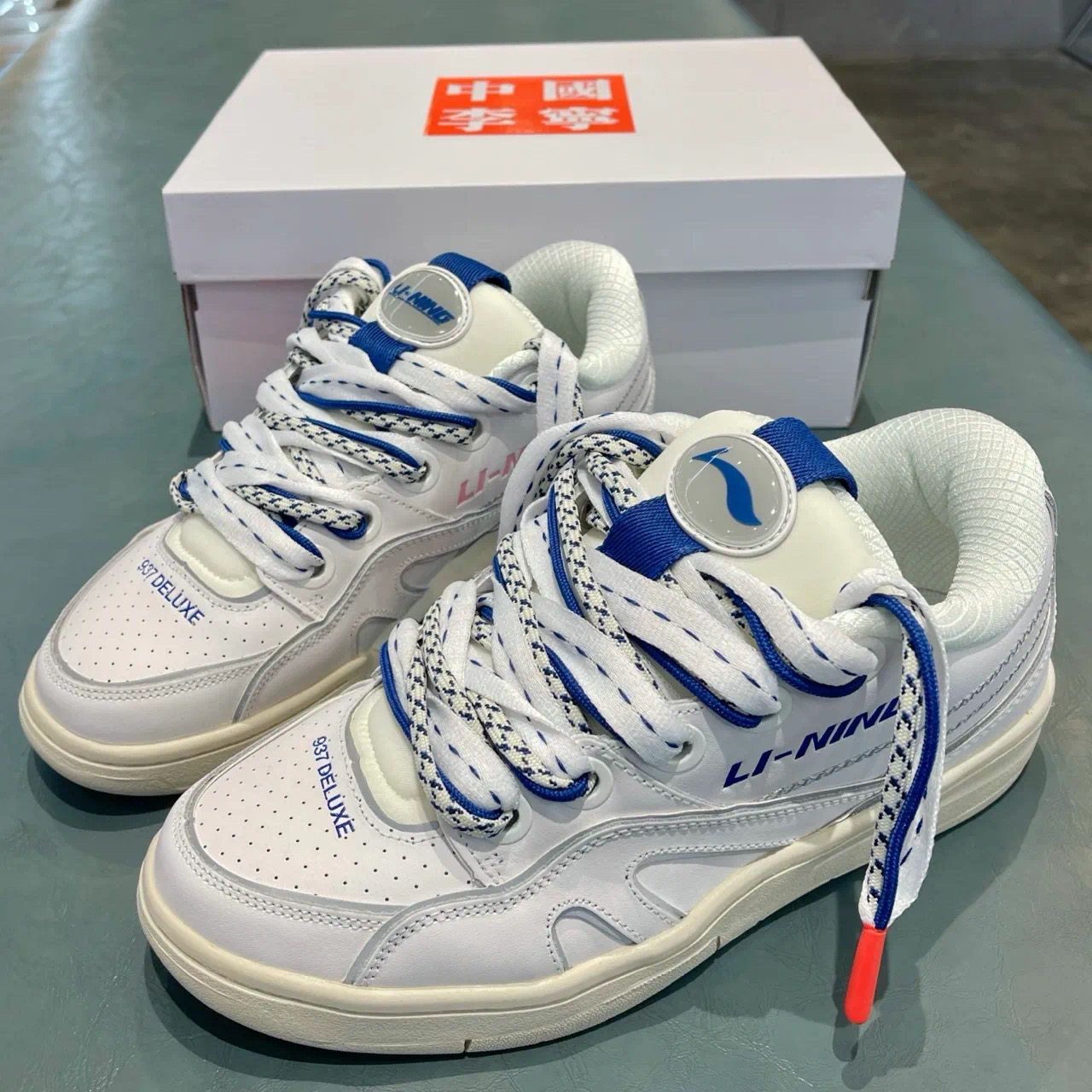 中国李宁422021冬潮流发布走秀款女937deluxe sp low篮球男休闲鞋