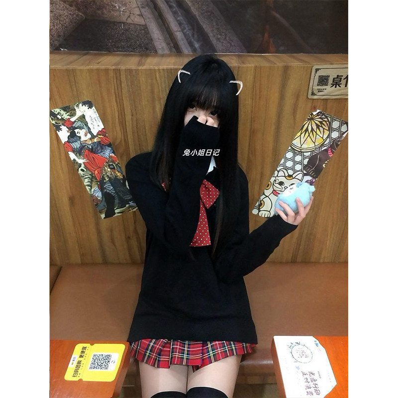 JK制服日系学院风秋冬叠穿针织衫V领套头黑色毛衣小辣椒格裙套装