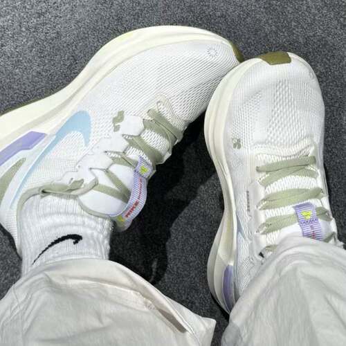 NIKE耐克 AIR ZOOM STRUCTURE 25运动休闲跑步鞋 HQ3466-141