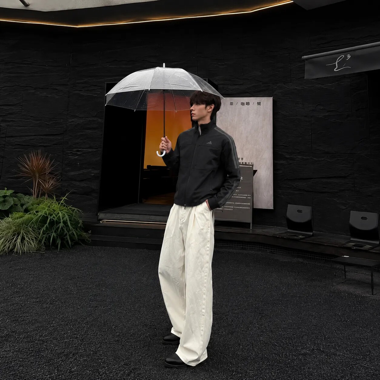 adidas阿迪达斯男装梭织夹克外套26新款户外训练休闲运动服KR0932