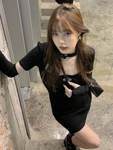 Real shooting of the new summer hot girls pure desire for style, slim fit, square neck, short sleeve, hollow out Hip Wrap Skirt Dress